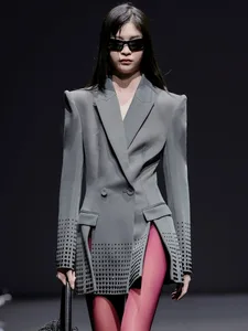 Boutique Euro-American Style Rhinestone Cut-Out Shoulder Blazer for Women - Mid-Length Commute Fashion Design Suit Jacket