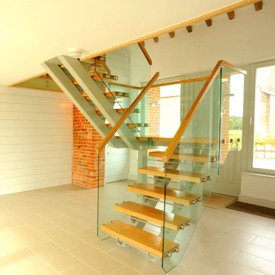 Modern Steel Beam Floating Straight Staircase Kit Design Wooden Straight Stairs