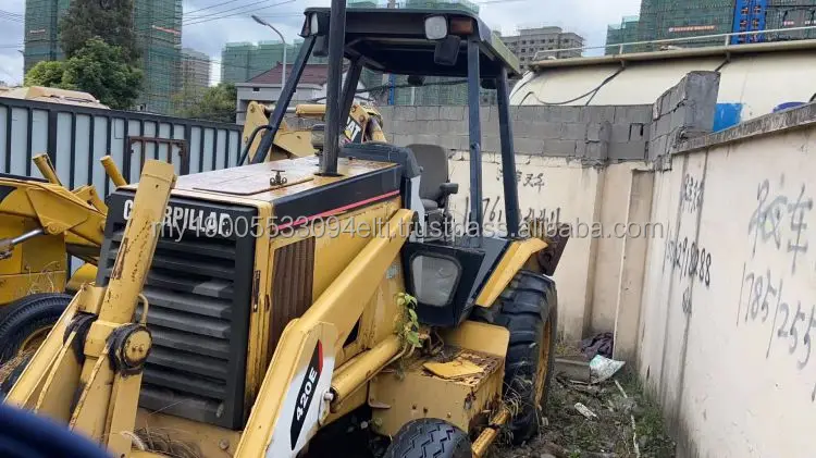 CAT 430 BACKHOE 4.jpg