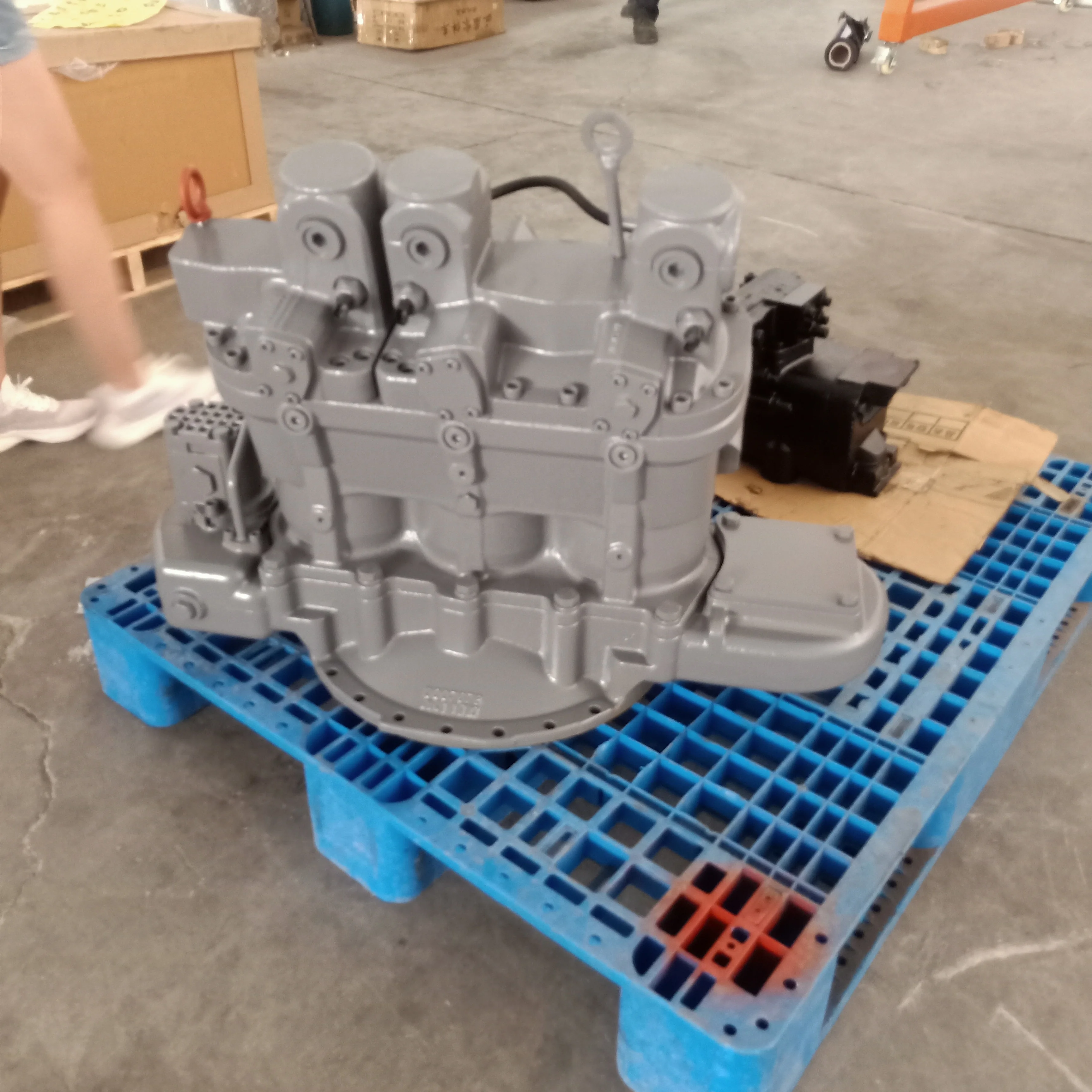 しょう Hitachi Excavatpr ZX210-3 ZX200-3 Main Hydraulic Pump 118HW