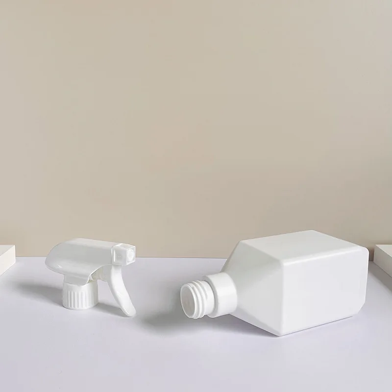 Customized Size Logo Color 300ml 500ml Hdpe Plastic Chemical Cleaning