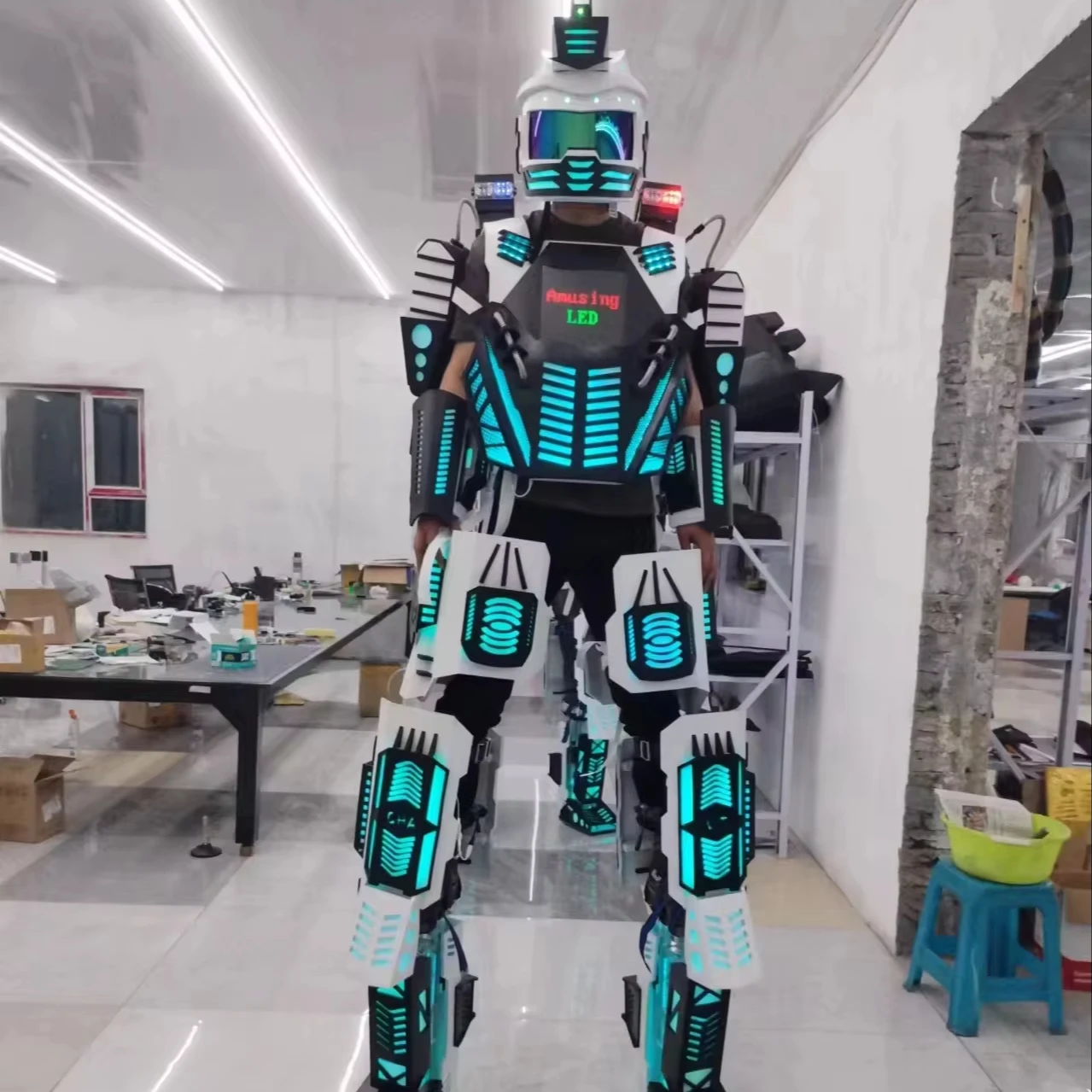 Wearable LED Robot Lighting up Stilts Walker Robot Costumes Kryoman Stage Performance Show Suits Customization Robot Costumes