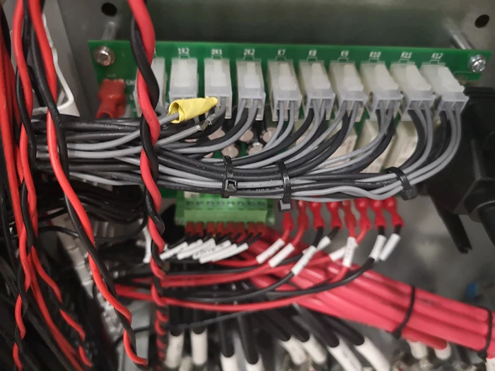 Custom Made New Energy High-voltage Tin Plated Copper PVC Insulation 220V 1M Adapter Electronic Acquisition Line 28P Storage