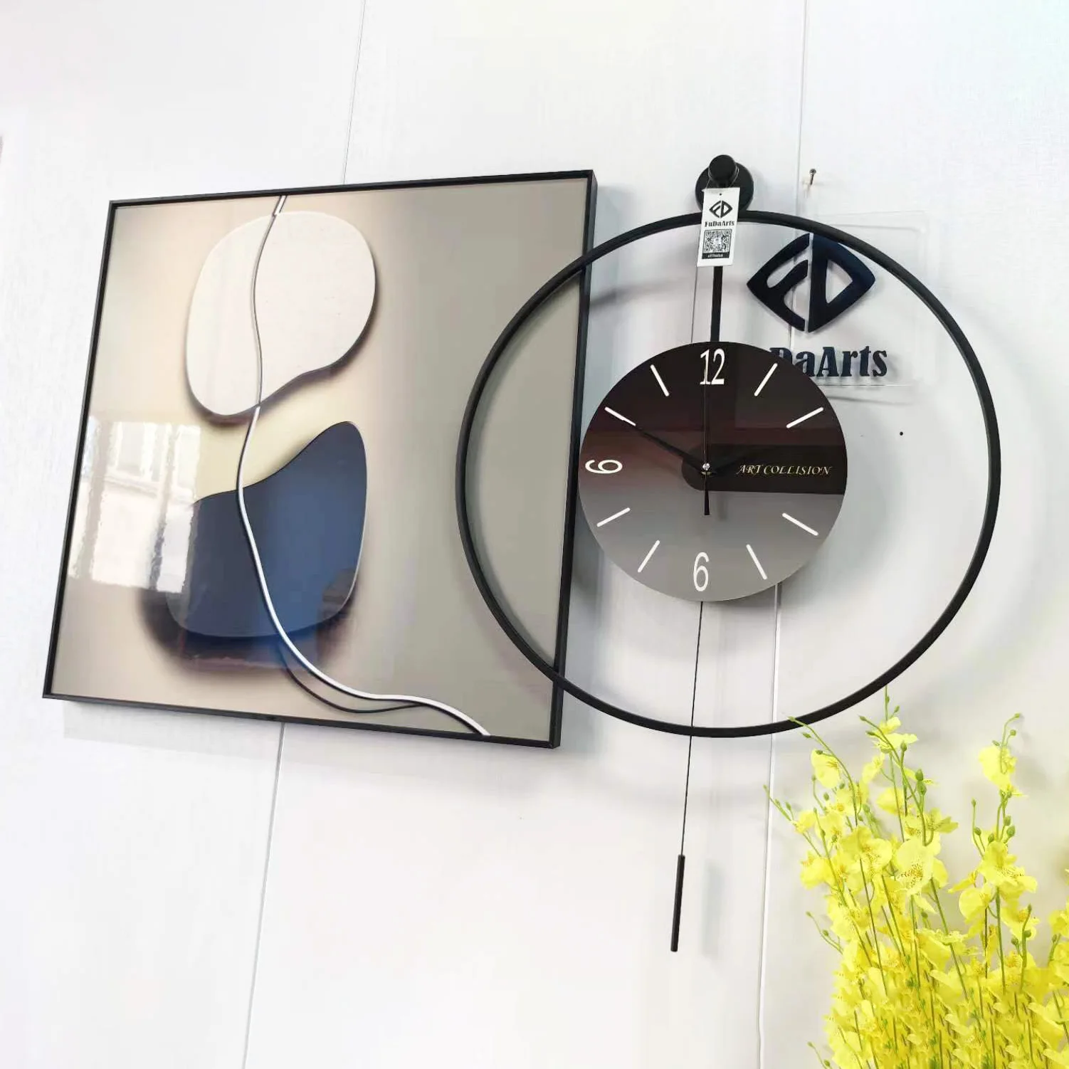 70+60cm S2 With a Pendulum Aluminum Alloy Frame Hanging Paintings Clock Wall Crystal Modern Art Customized Home Decoration