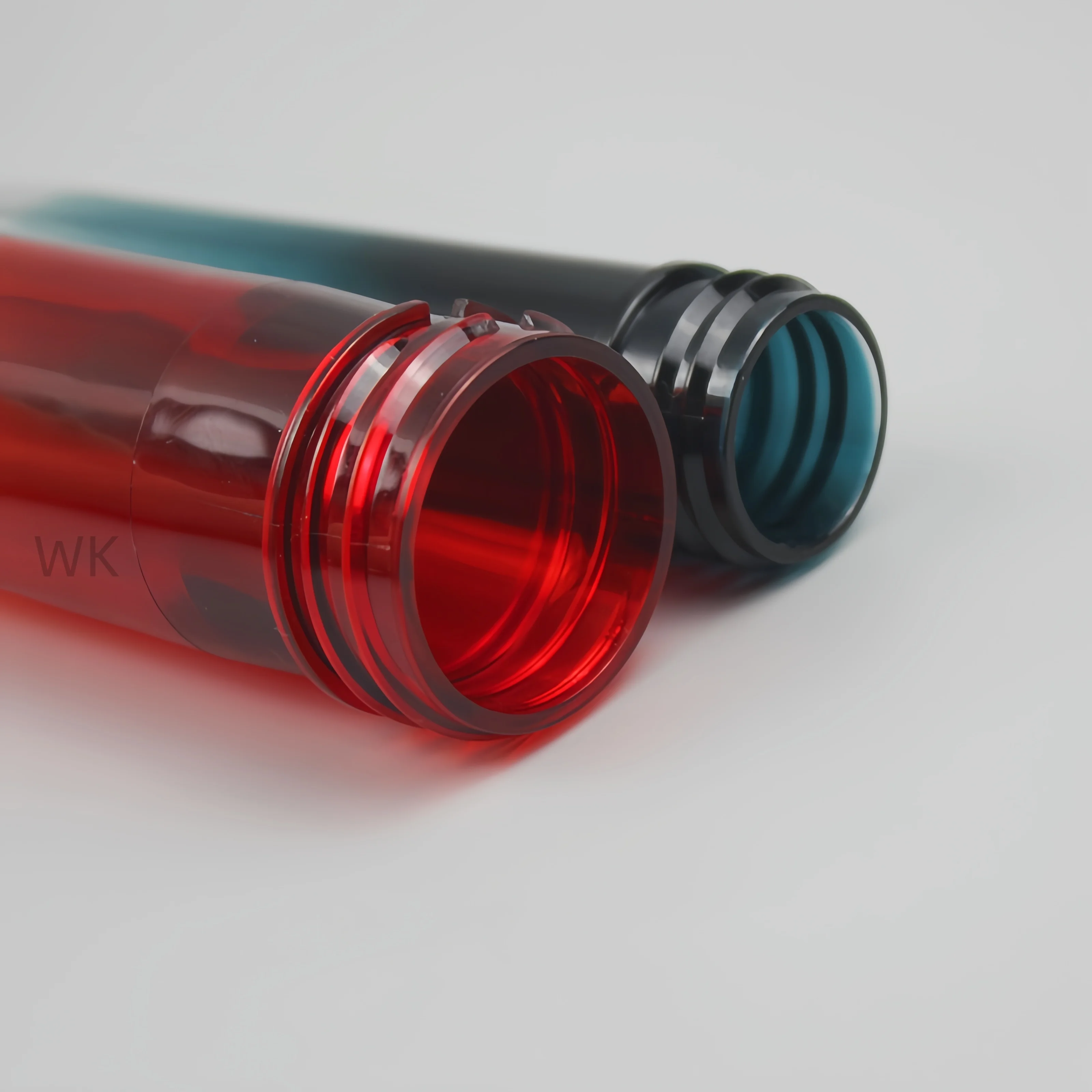 Alibaba.com: 24mm 30mm 32mm double colors plastic preform, gradient ...