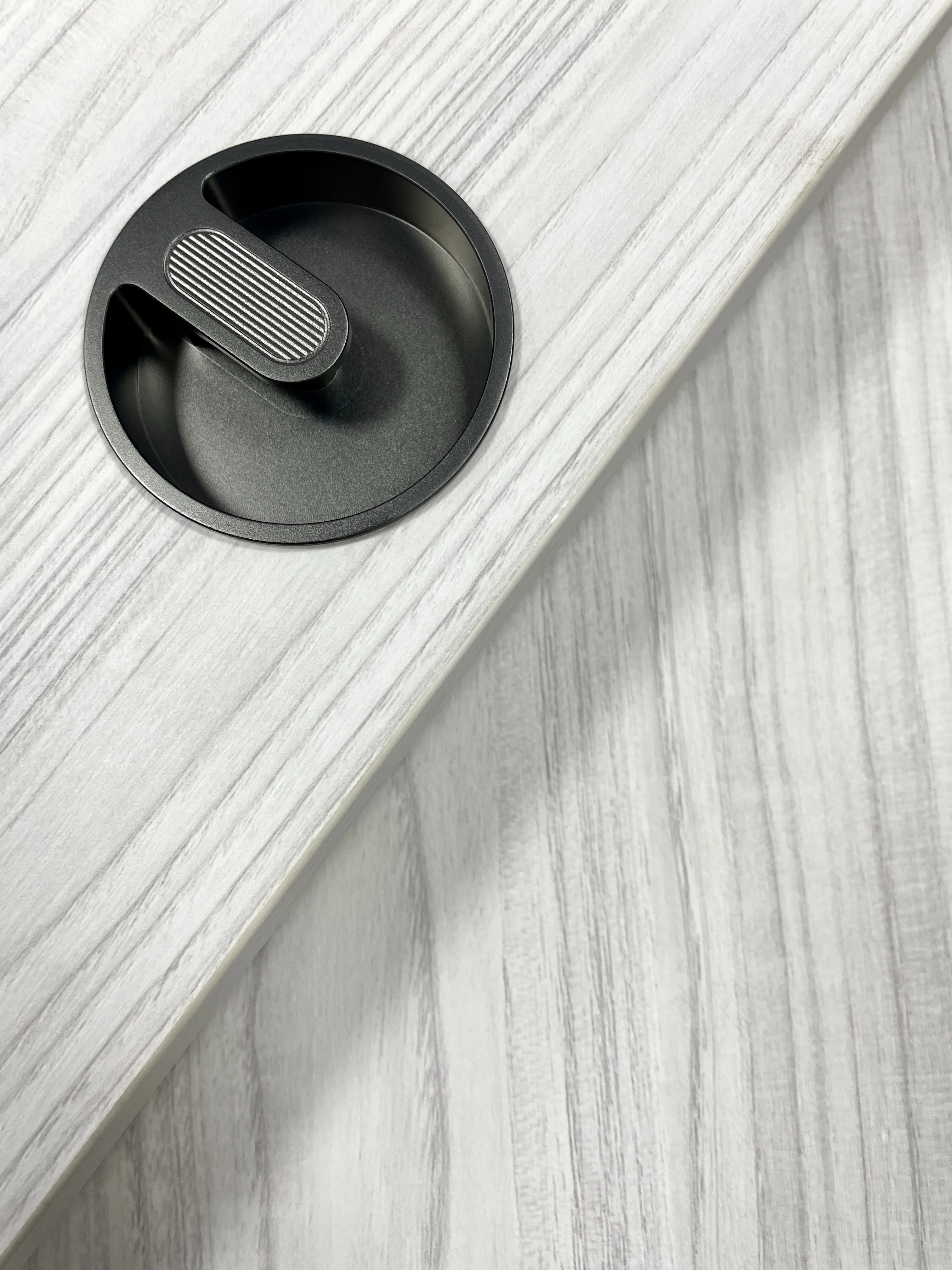 New Aluminum Classic Modern Bedroom Bathroom Drawer Cabinet Pull Handle Rectangular Door Knobs China Kitchen Cabinet Customized