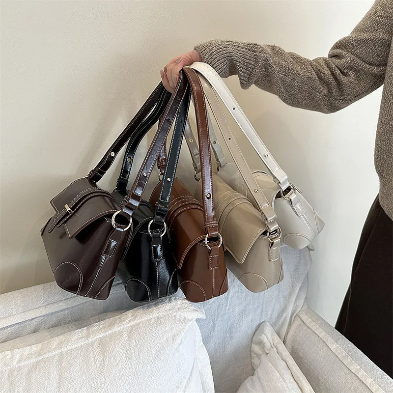 Women's Fashion Autumn Waterproof PU Leather Shoulder Bag with Letter Pattern for Daily Use