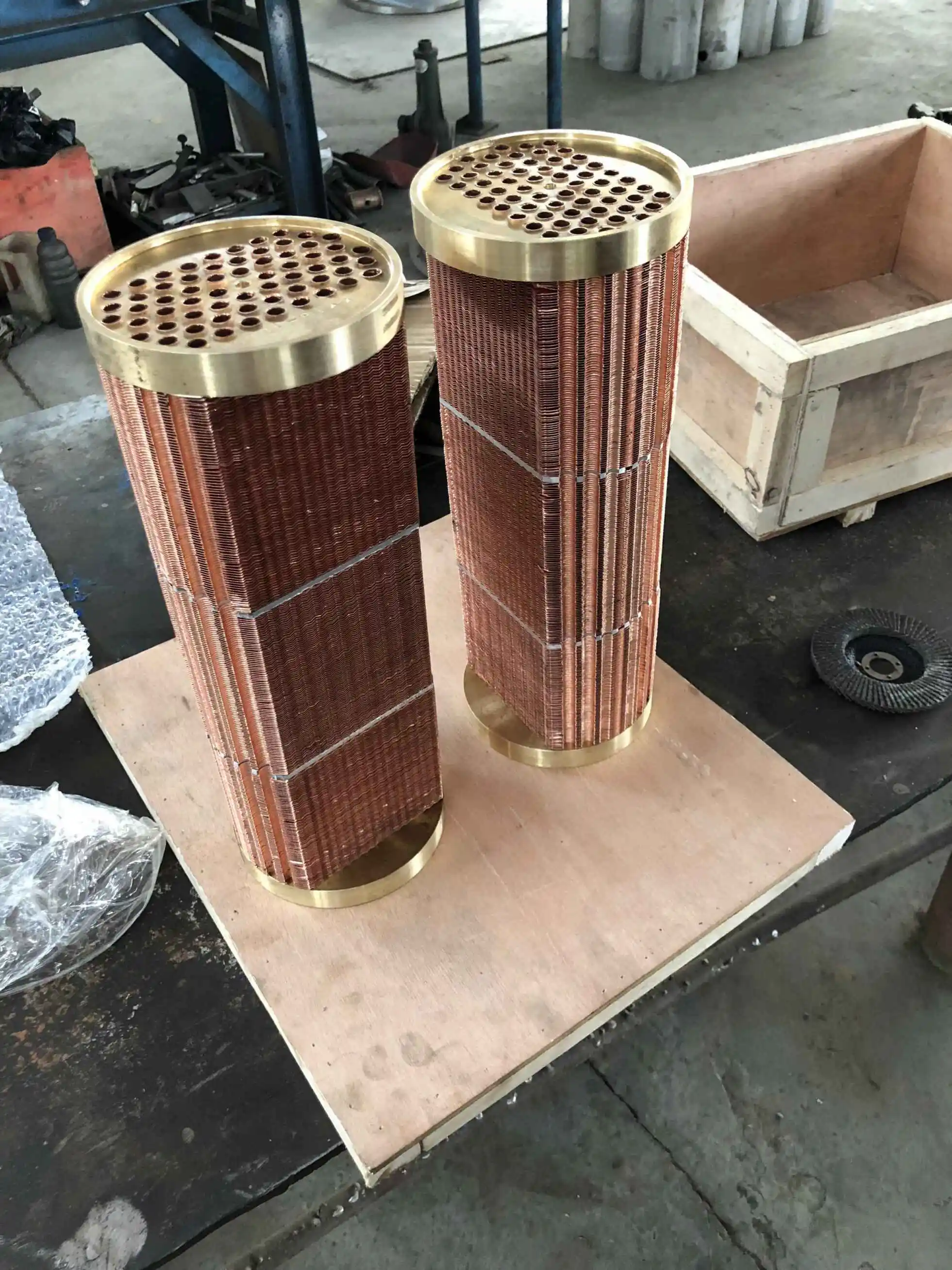Copper / Copper Nickel Tube Copper Fin Marine Aftercooler 6BTA  