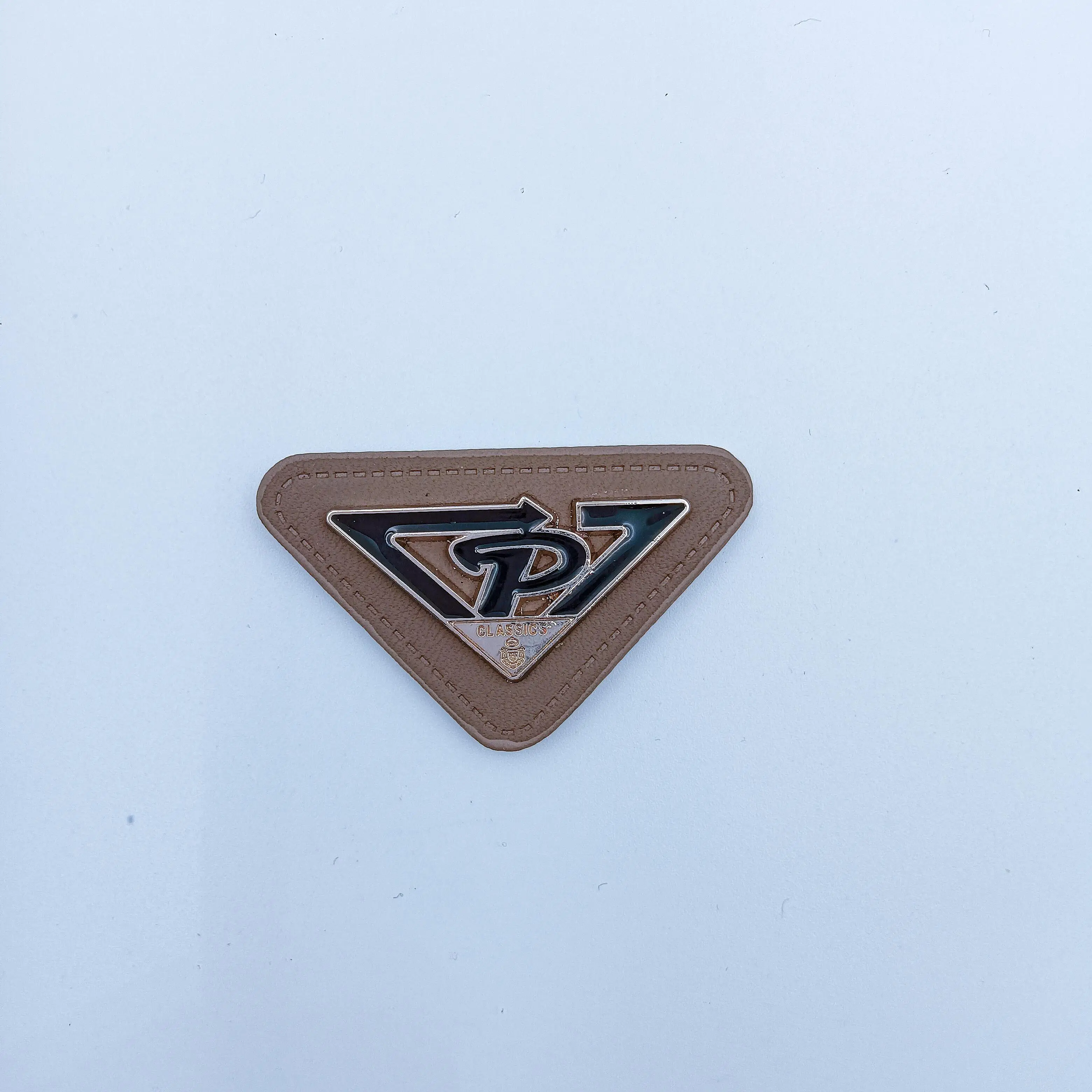 Embossed Triangular Patch Factory Wholesale New Single Sided Embossed Triangle Shape Leather Sew ...