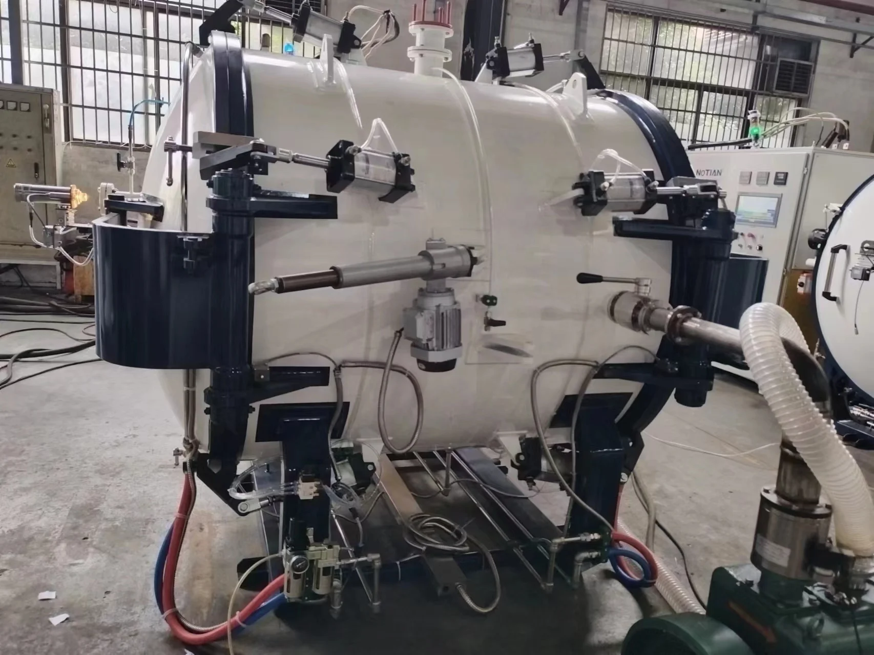 2800C PI Film High Temperature 3000C Vacuum Induction Graphitization Furnace