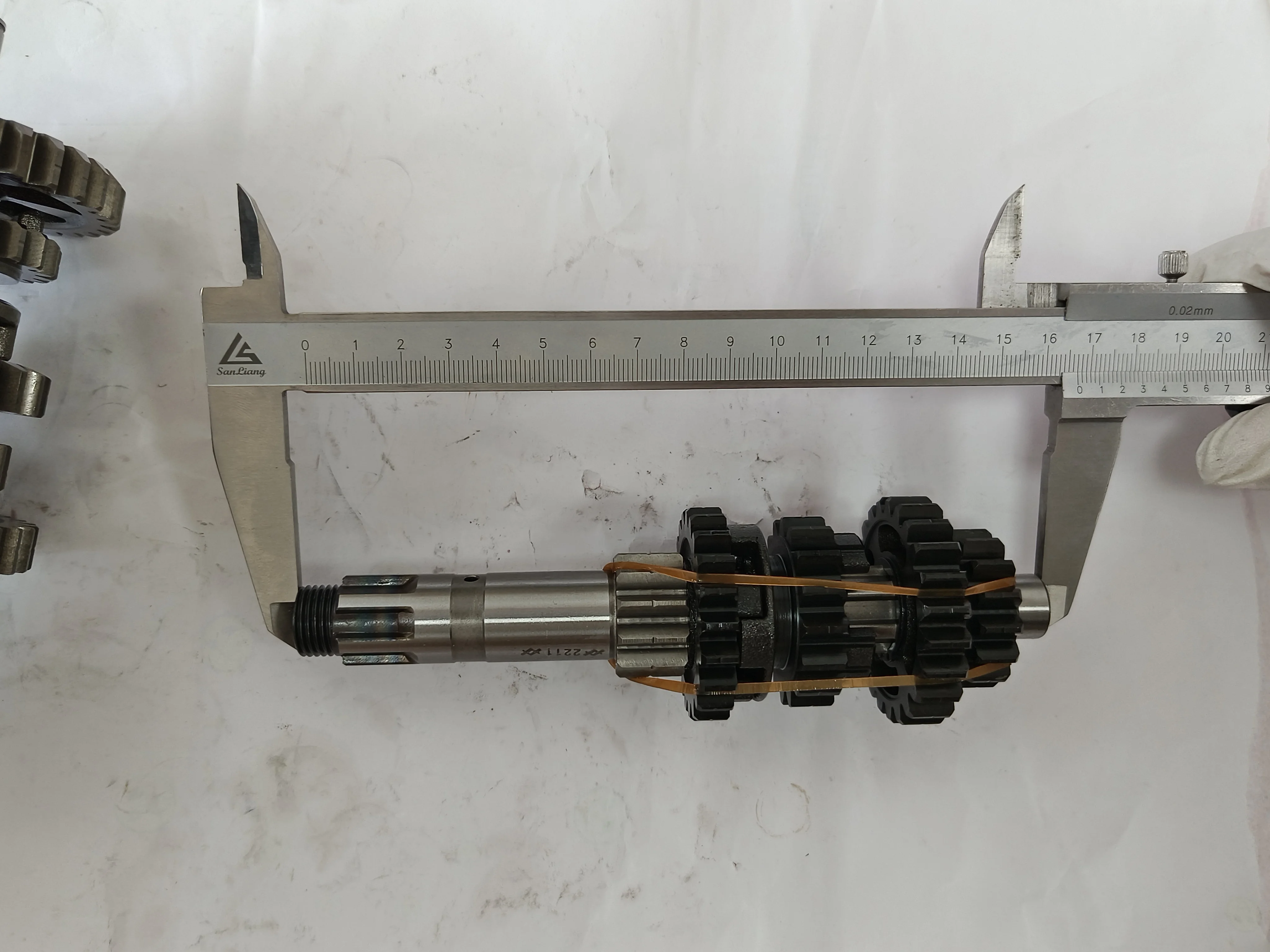 Main Counter Shaft Replacement Motorcycle Transmission Gear External Gearboxes Box for QM200GY