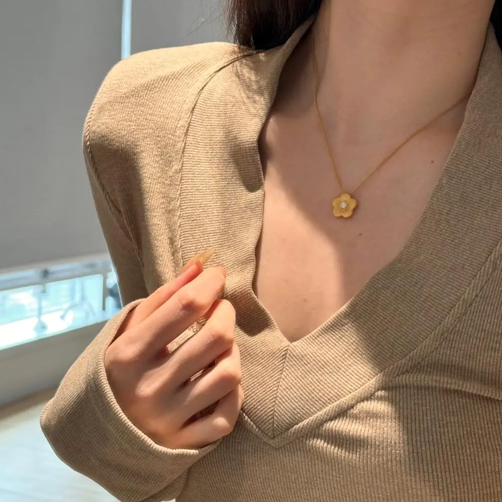 KAKODIY Casual Daily Thin Necklace Jewelry 5A Zircon Adjustable Flower Pendant Necklace for Girls detail 1