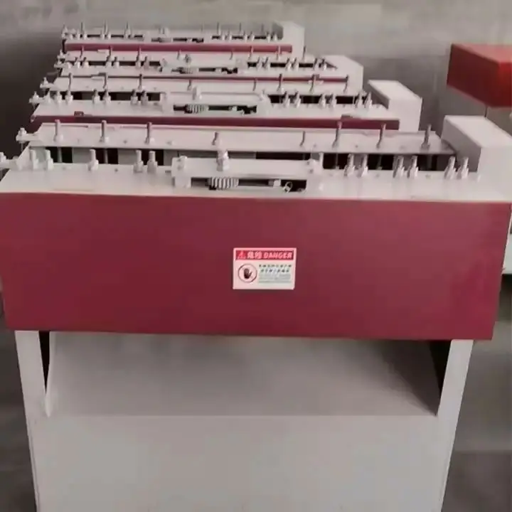 Автоматическая мини-пластиковая зубочистка машина для изготовления деревянных бамбуковых палочек производственная линия