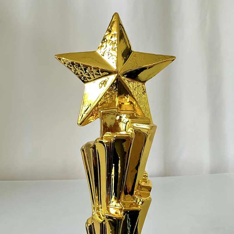 Customized sports award trophy resin crafts gold plated resin trophy star trophy crystal awards