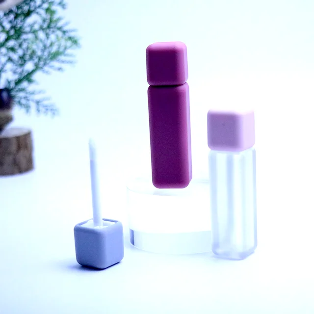 Hot sale tube wholesale lip lipstick lip gloss tubes with custom packaging