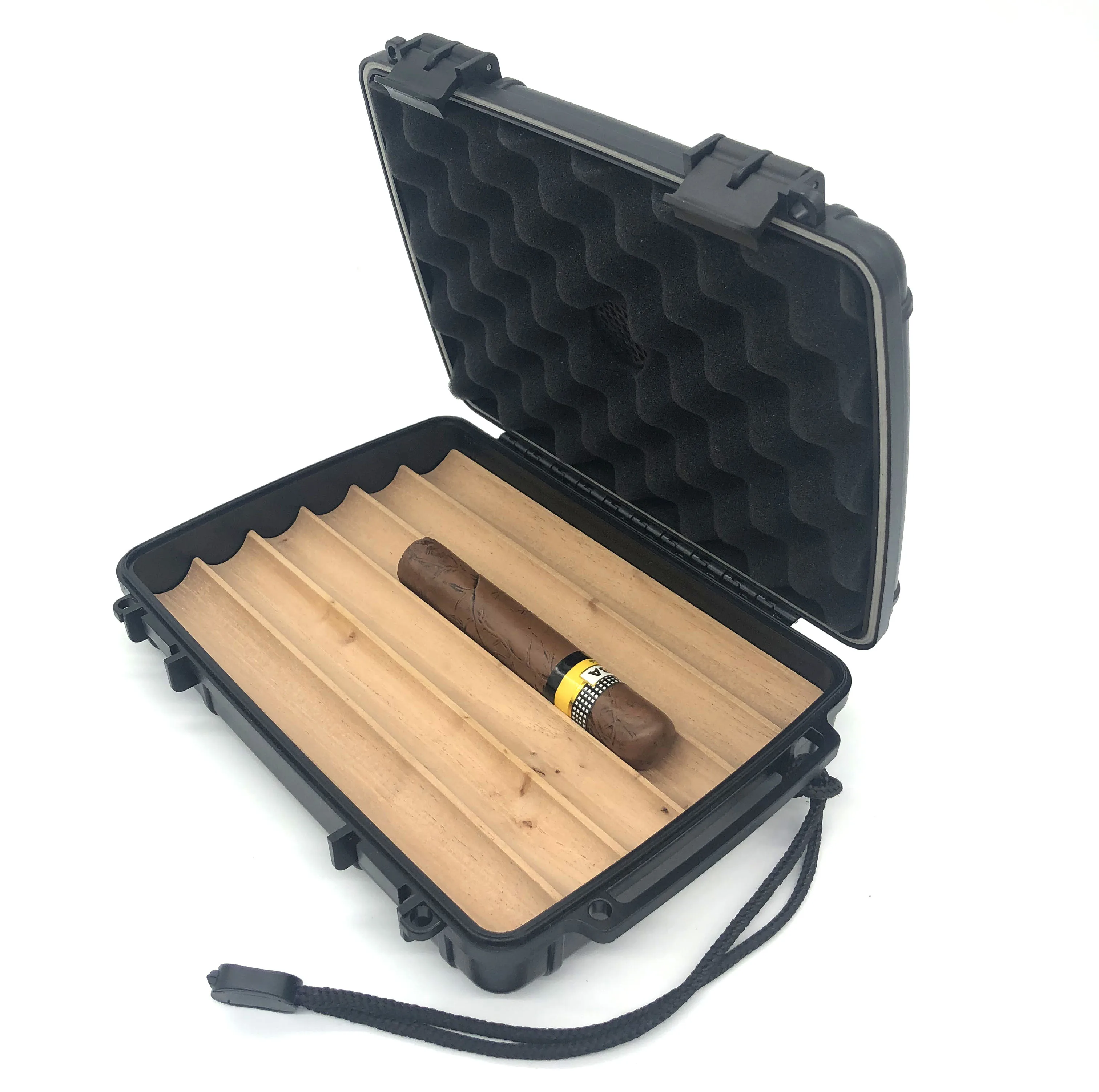 Source Wholesale OEM cigar storage box humidor of plastic material