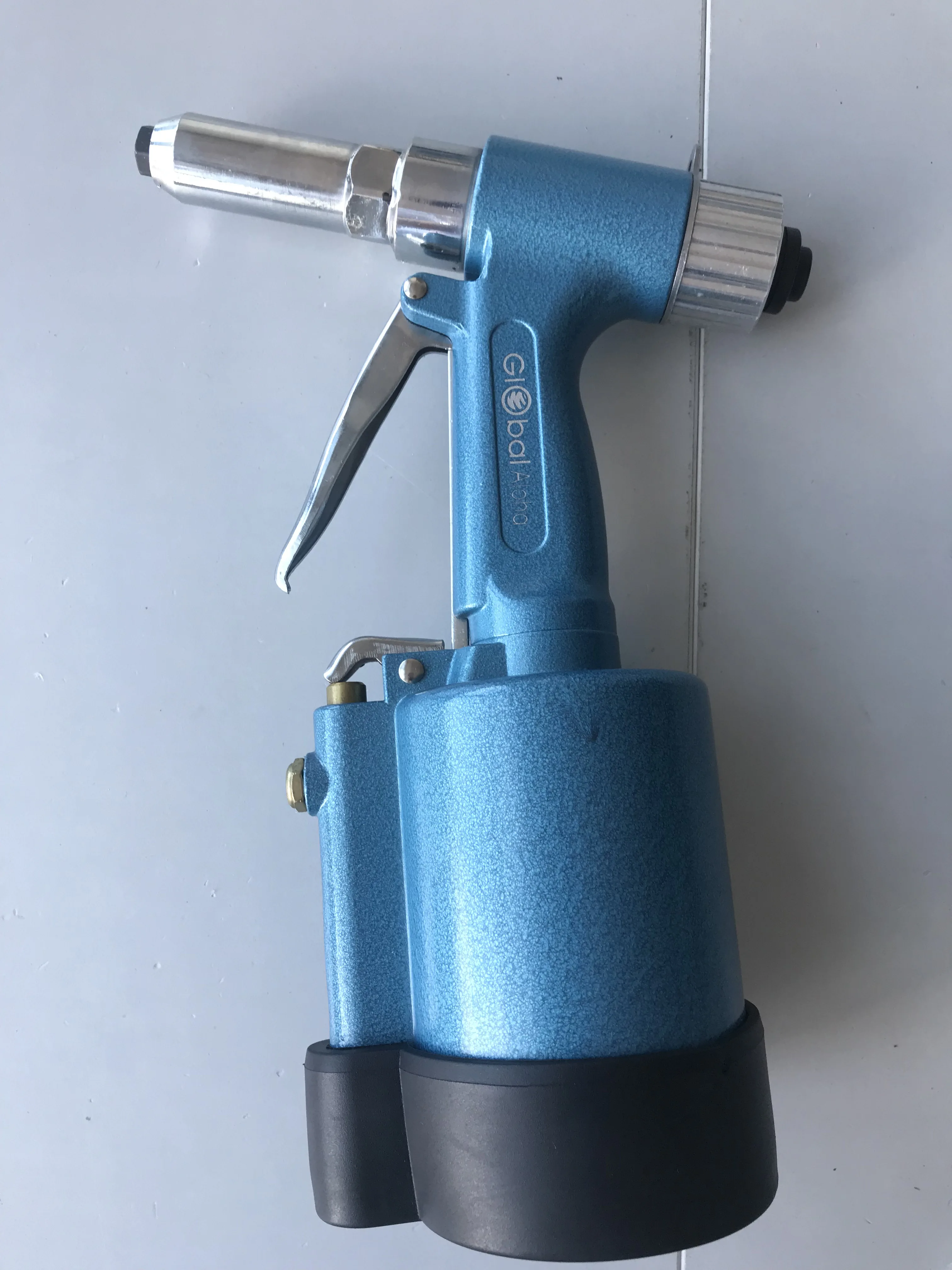 Воздушный клепальник воздушный заклепки gun17 мм синий цвет porpular модель AL01