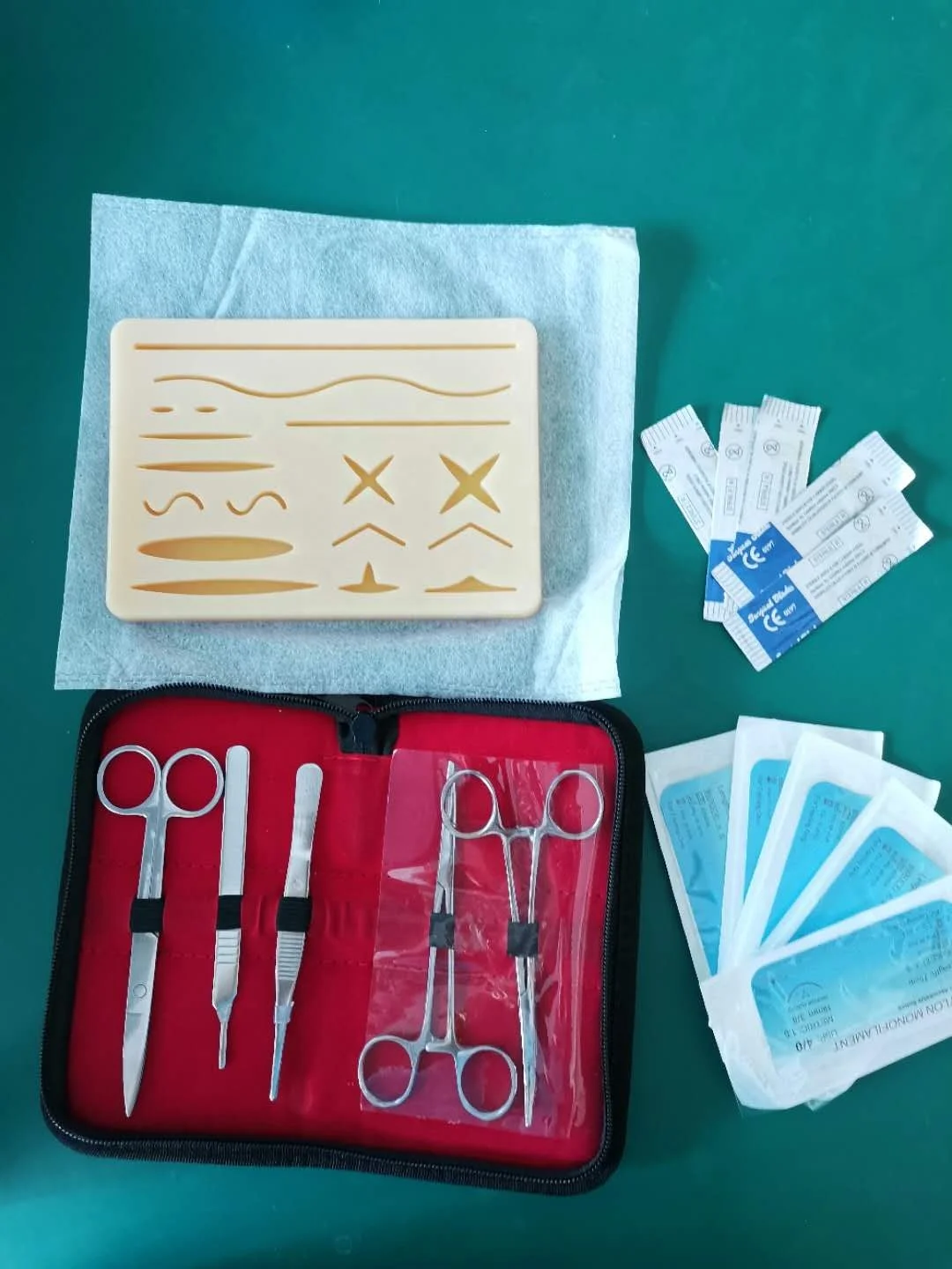Медицинский Набор для наложения швов на кожу с