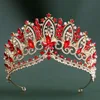 Or blanc KC, diamant, rouge vif.