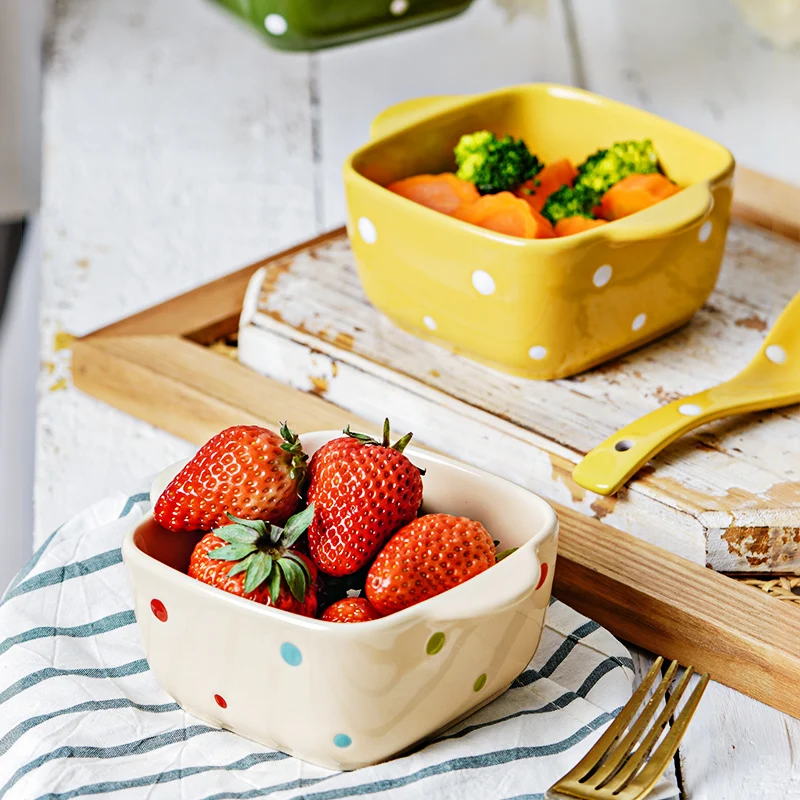 2022 New Arrival Square Ceramic Dinnerware Service Cookware Hand Painted Polka Dot Ceramic Soup Bowl with Lid