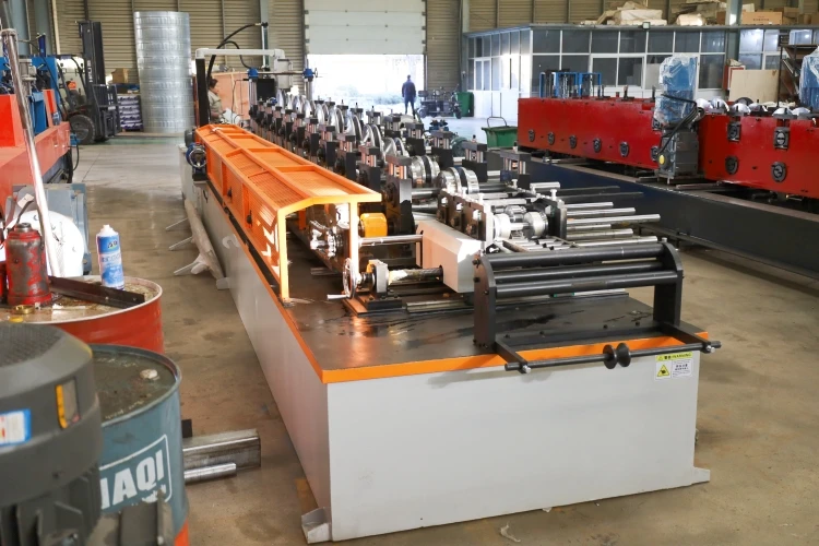 Caroline Factory Aluminum Square Tube Ceilings Machine