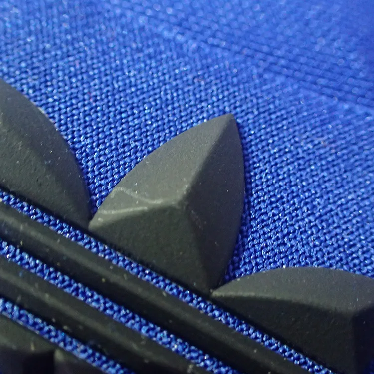 Вогнутая выпуклая машина для тиснения ткани торговой марки 3D изготовление силиконовой