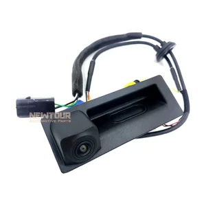 Auto Spare Parts Car Rearview Reverse Camera with Handle for Great Wall Haval/Hover H6