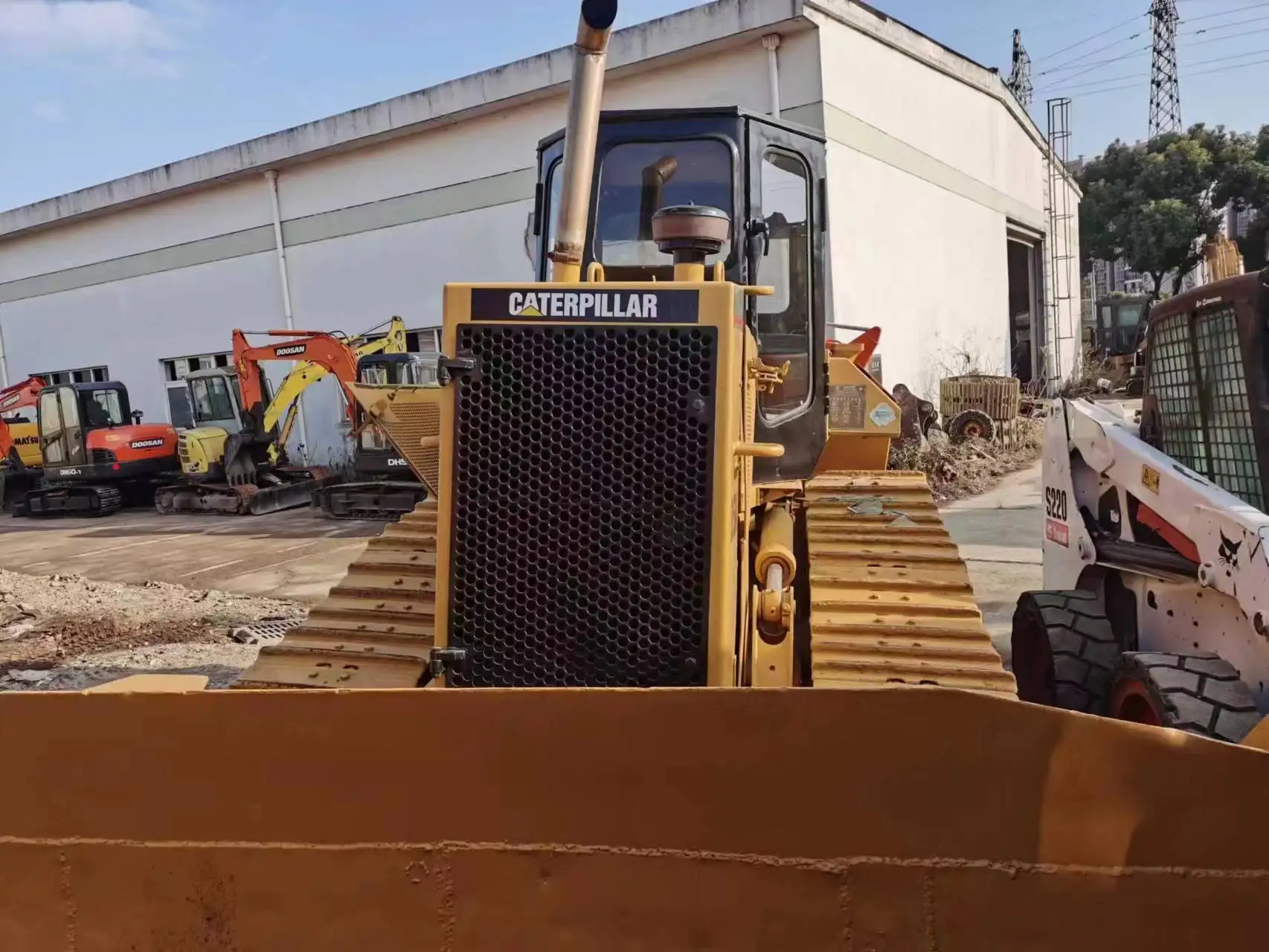 SHANTUI 160HP SD16T Mechanical Bulldozer