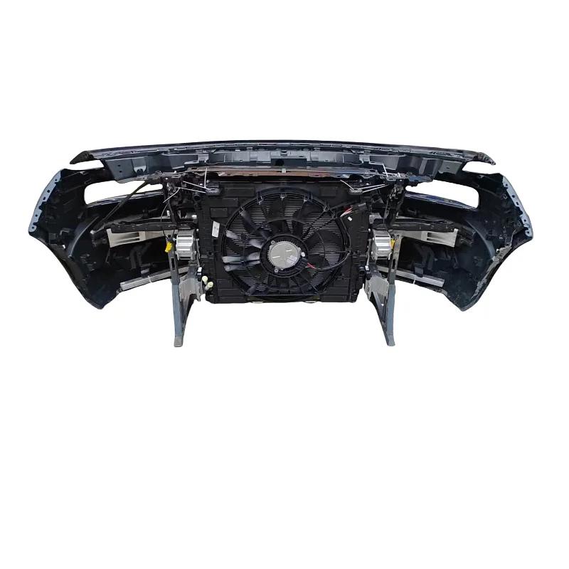 Suitable for the latest For BMW 7 Series G70 front bumper radiator plastic body kit car parts old and new condition