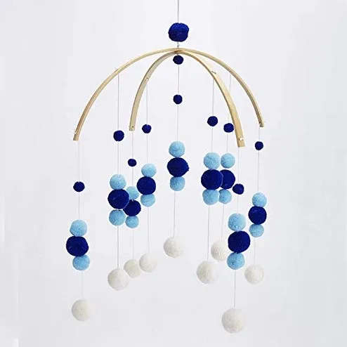 Фетровый детский мобиль ручной работы для детской кроватки