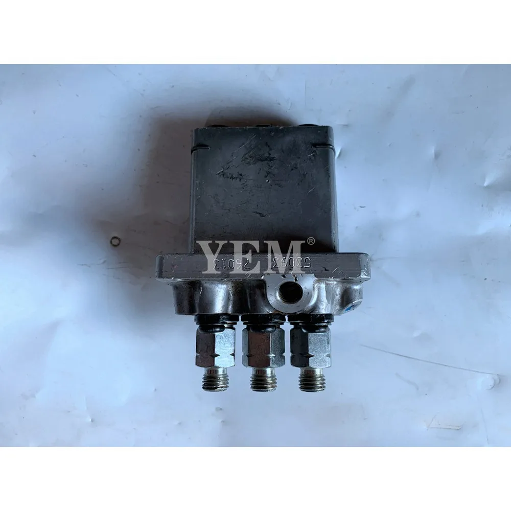 D722 Fuel Injector Pump 17529-51014 for Kubota Engine Parts 3