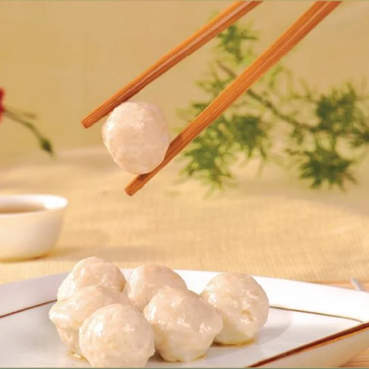 Dobrá cena, mražené kuličky z hlubinné ryby, poloprodukty do horkého hrnce, mražené ryby