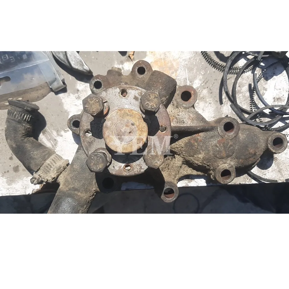 D24 Water Pump Fit for Doosan Engine.