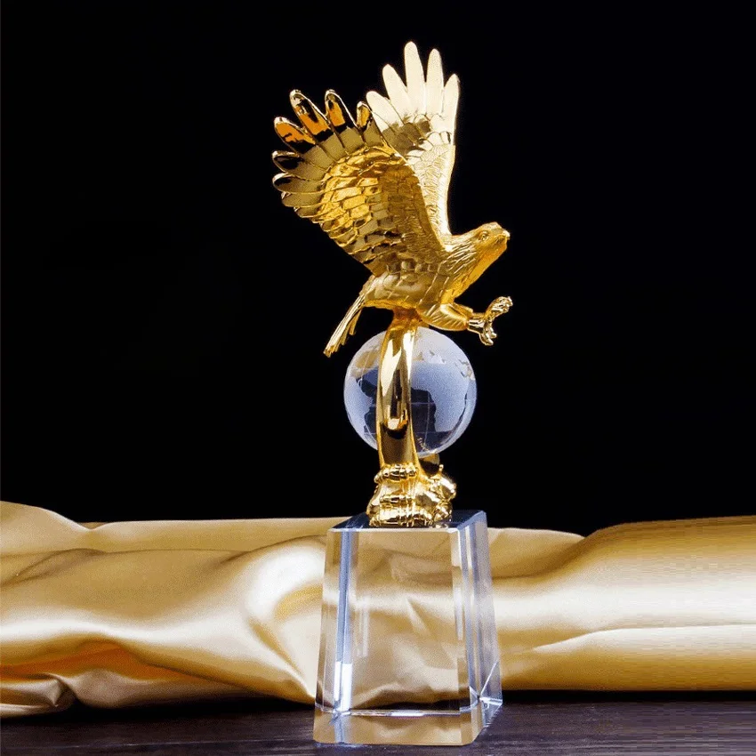 Wholesale Custom K9 Souvenirs  Crystal Trophy Gold Eagle Crystal Trophy