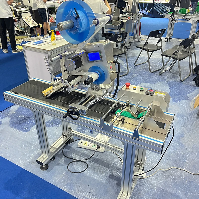 Automatic Carton Box Flat Surface Paging Labeling Machine Paper Labeling Machine Cardboard Sticker Label Pasting Machine