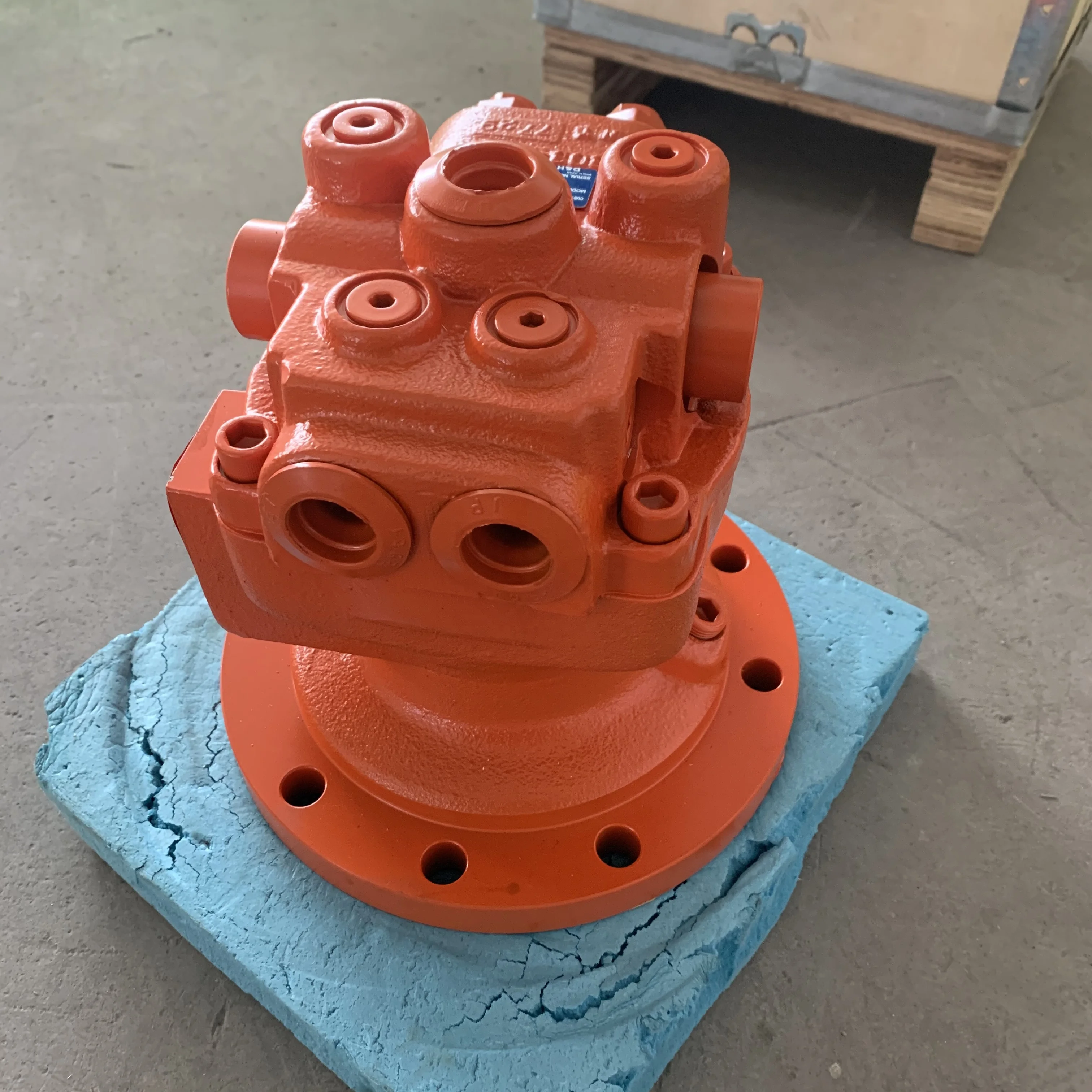 Hitachi EX60-5 Swing Drive Motor - High-Quality Excavator Parts