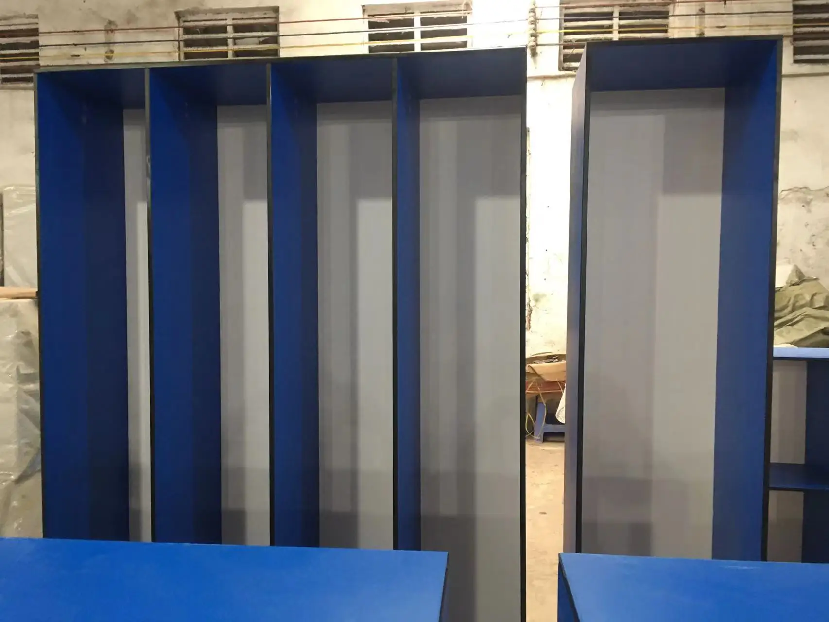 Z Line Phenolic Locker 12mm Compact HPL BencLocker for School Aluminum Profile Phenolic Wardrobe Locker Gym Changing Room Locker