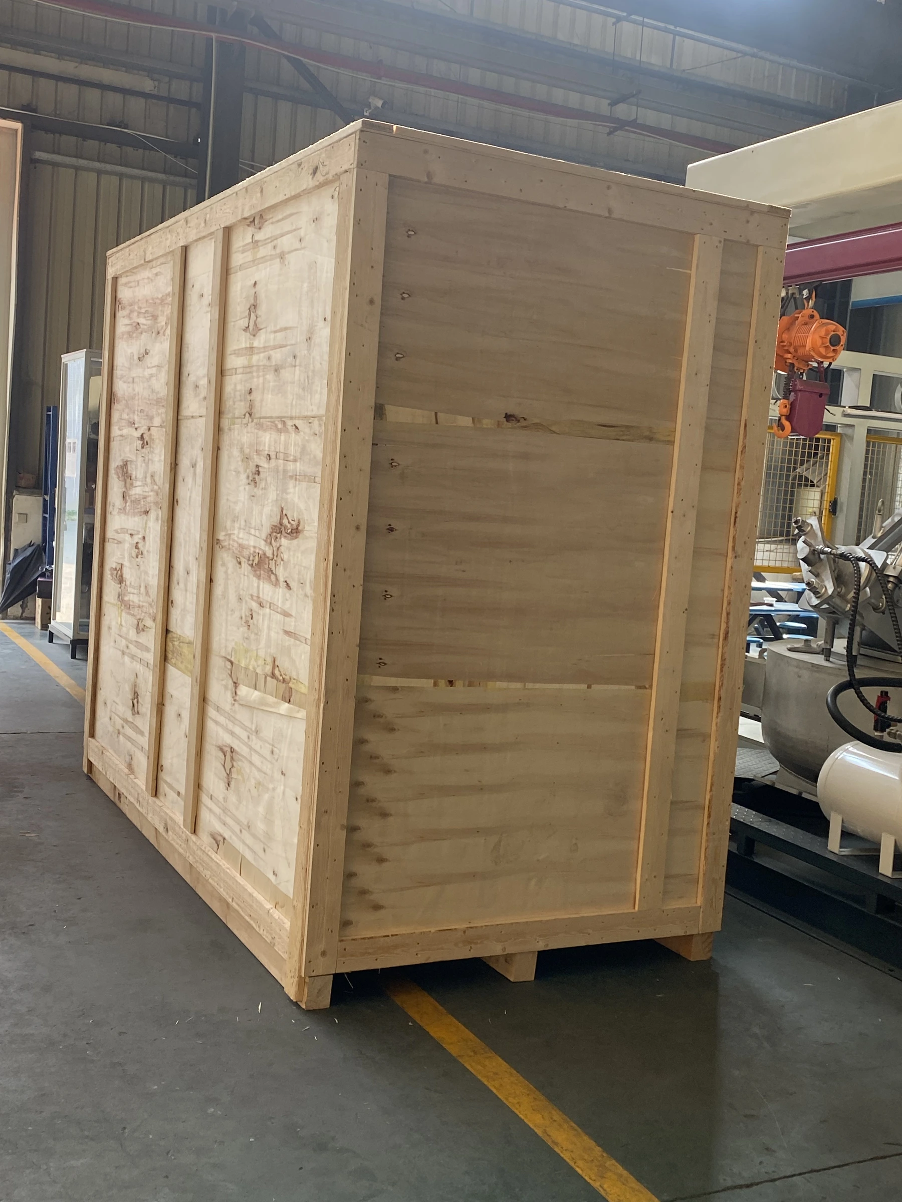 Całkowicie automatyczna maszyna odlewu niskiego ciśnienia z mosiądzu 125 kW 6