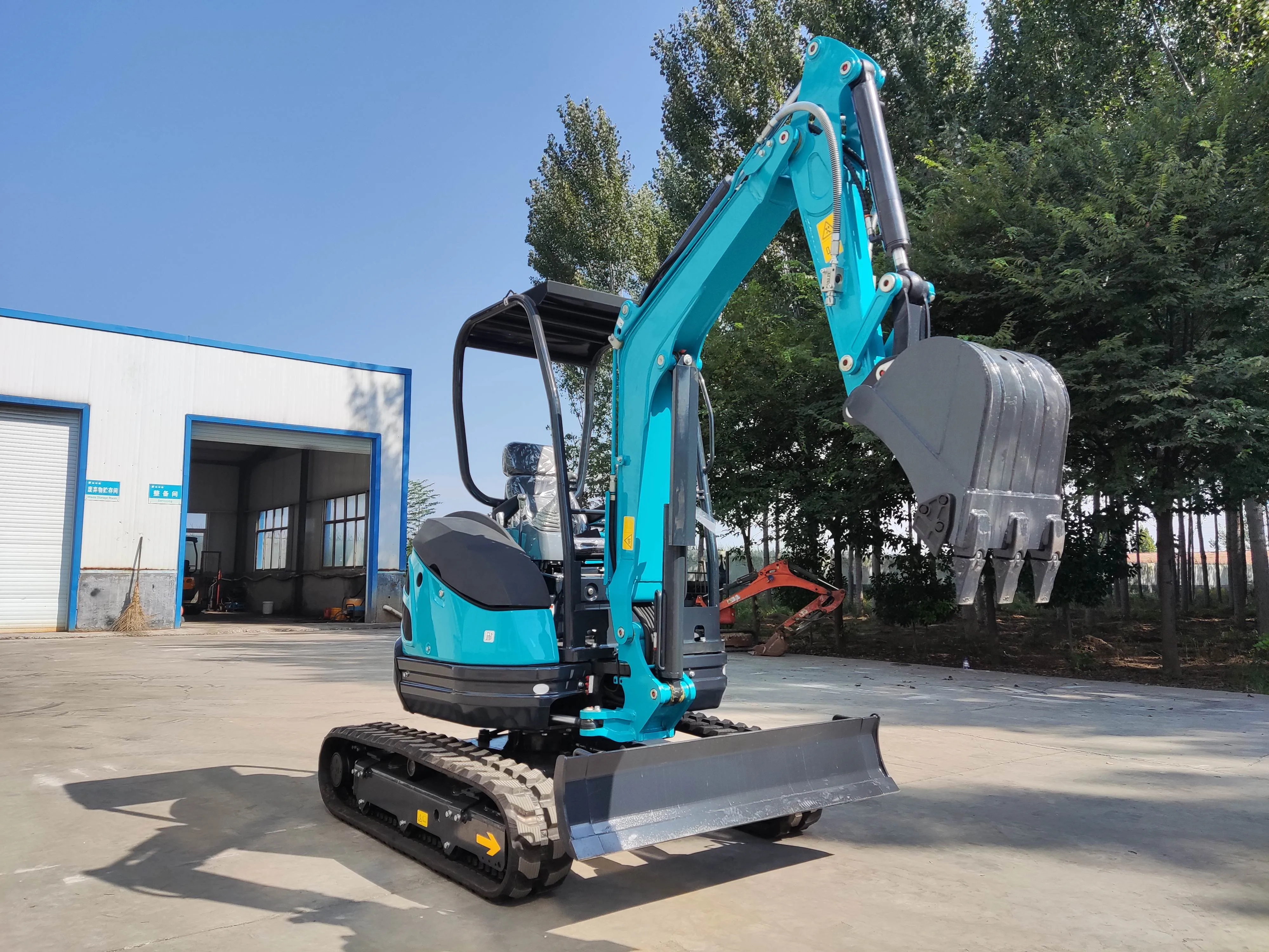 Местный сервисный мини-экскаватор 1 2 5 7 8 тонны машина для экскаватора двигатель EPA