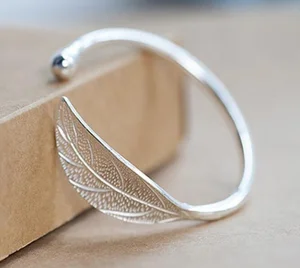 Fashionable Unique Open Jewelry Bracelet Silver Color Jewelry Leaf Bracelet Custom