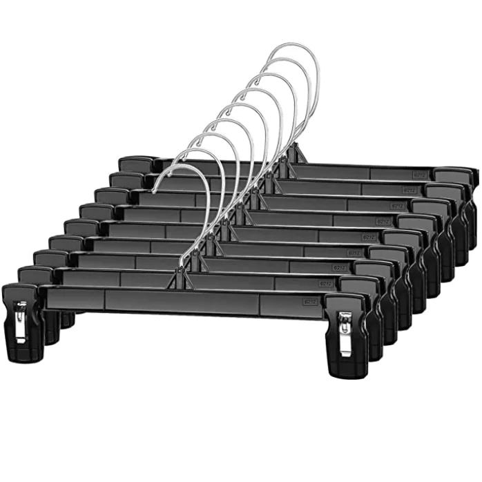 Multifunctional Cheap Price Black Plastic Pants Hangers With 360 Swivel