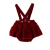 Abito con cinturino rosso