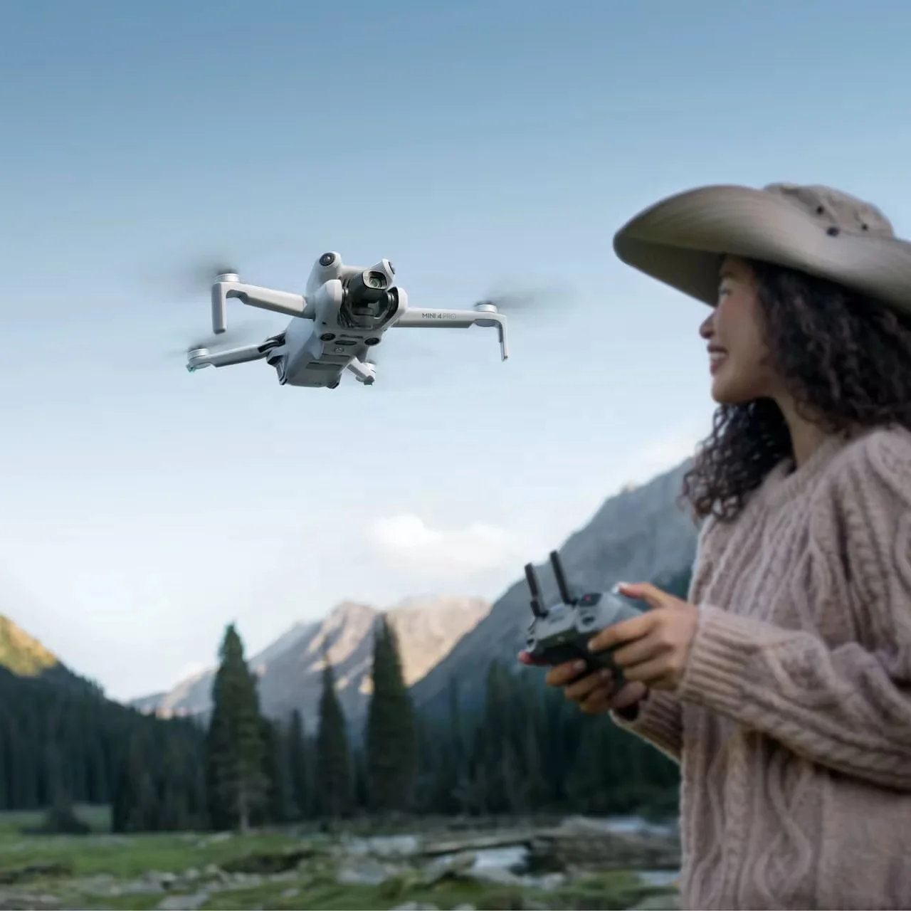 New Model Mini 4 Pro Fly More Combo with RC 2 Original All-round Mini Professional Aerial Photography Drone