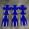 Azul oscuro