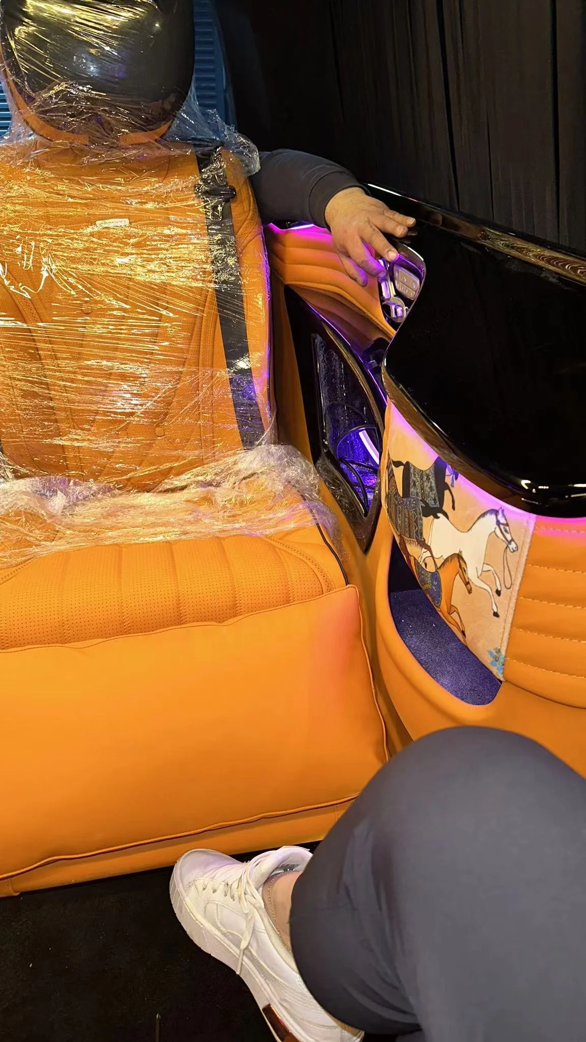 Toyota Luxury Single Electric Car Seats Van Seat Customized Seat For