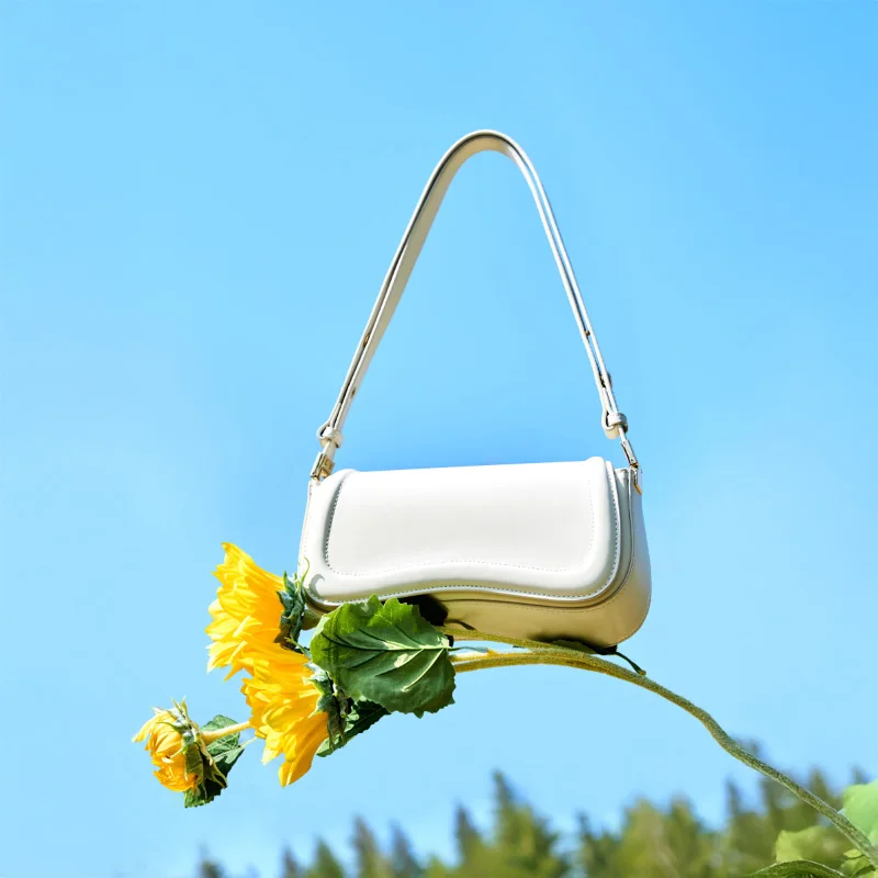 High Quality Cow Leather Cross Body Shoulder Messenger Bags for Women Ladies Soft Handbags with Zip Closure Fashionable Style