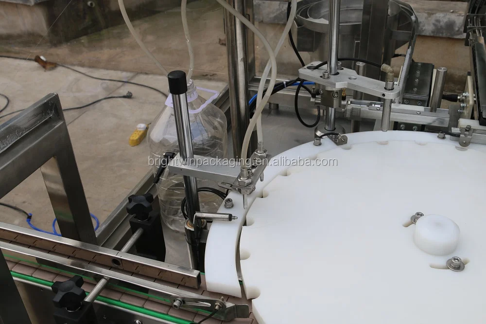 Автоматическая машина для розлива и маркировки табачной смолы