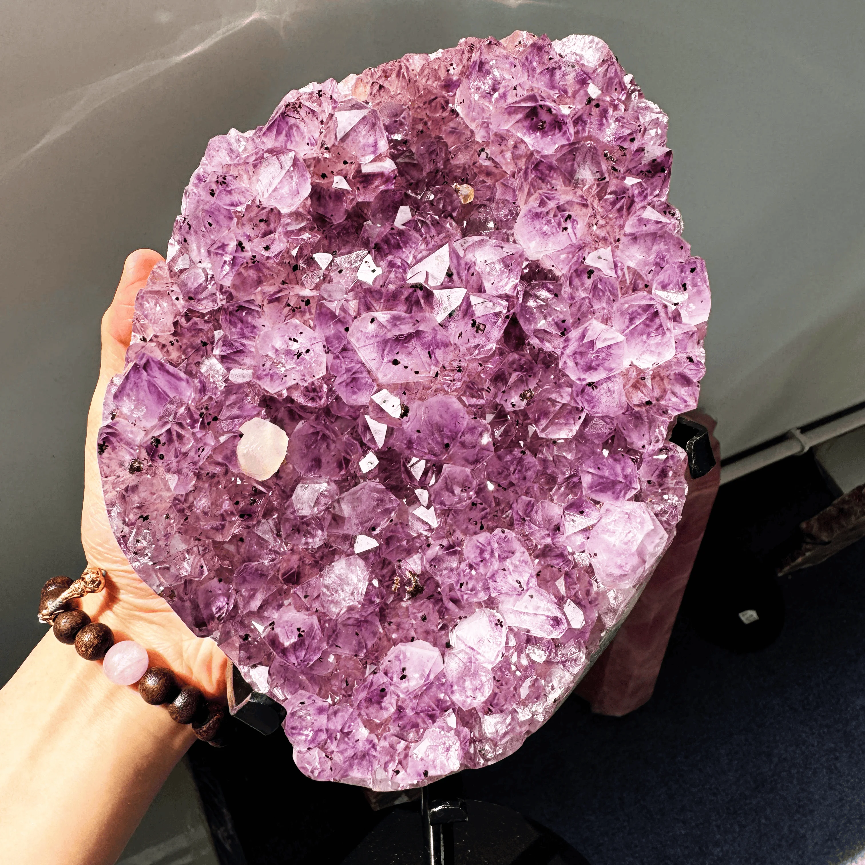 Wholesale Natural Quartz Crystal Stone Uruguay Amethyst Cluster Raw Amethyst Geode Stone for Crafts and Decoration