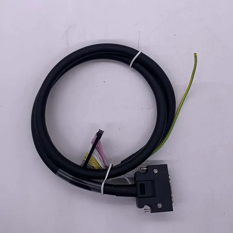 Delta ASD-BM-50A Avec Câble 0,5m - Neuf, Pour Série ASDA-A2, Bornier CN1