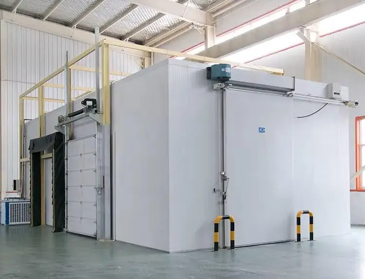 Mobile cold rooms are easy to operate. Cold rooms for slaughterhouses and food processors.